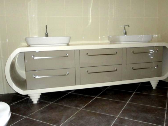 Akrilik Banyo Tezgahı