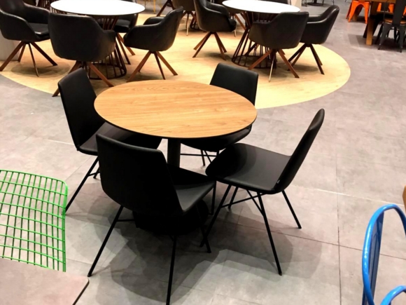 Compact Table