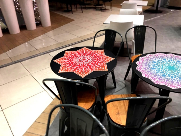 Compact Table