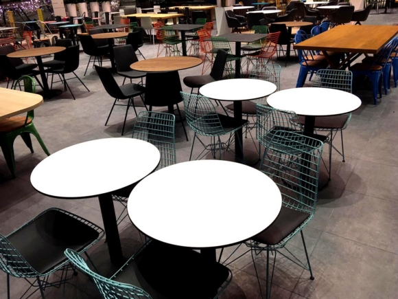 Compact Table